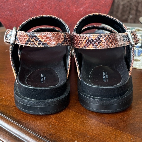Brand New Aerosoles Leggenda Flatform Snakeskin Python Print Dual Band Sandals - Picture 5 of 16